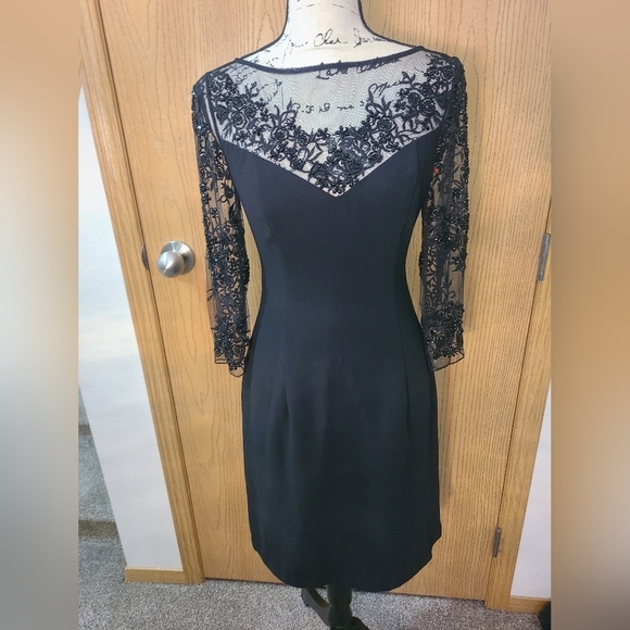 Monique Lhuillier Dresses & Skirts - Monique Lhuillier Sheer Neckline Beaded Holiday Cocktail Wedding Guest Dress